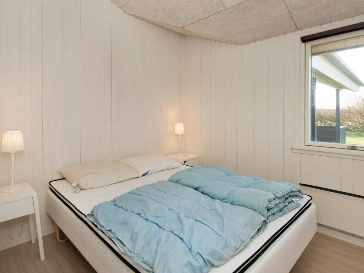 8 Person Holiday Home In B Rkop Egeskov  Экстерьер фото