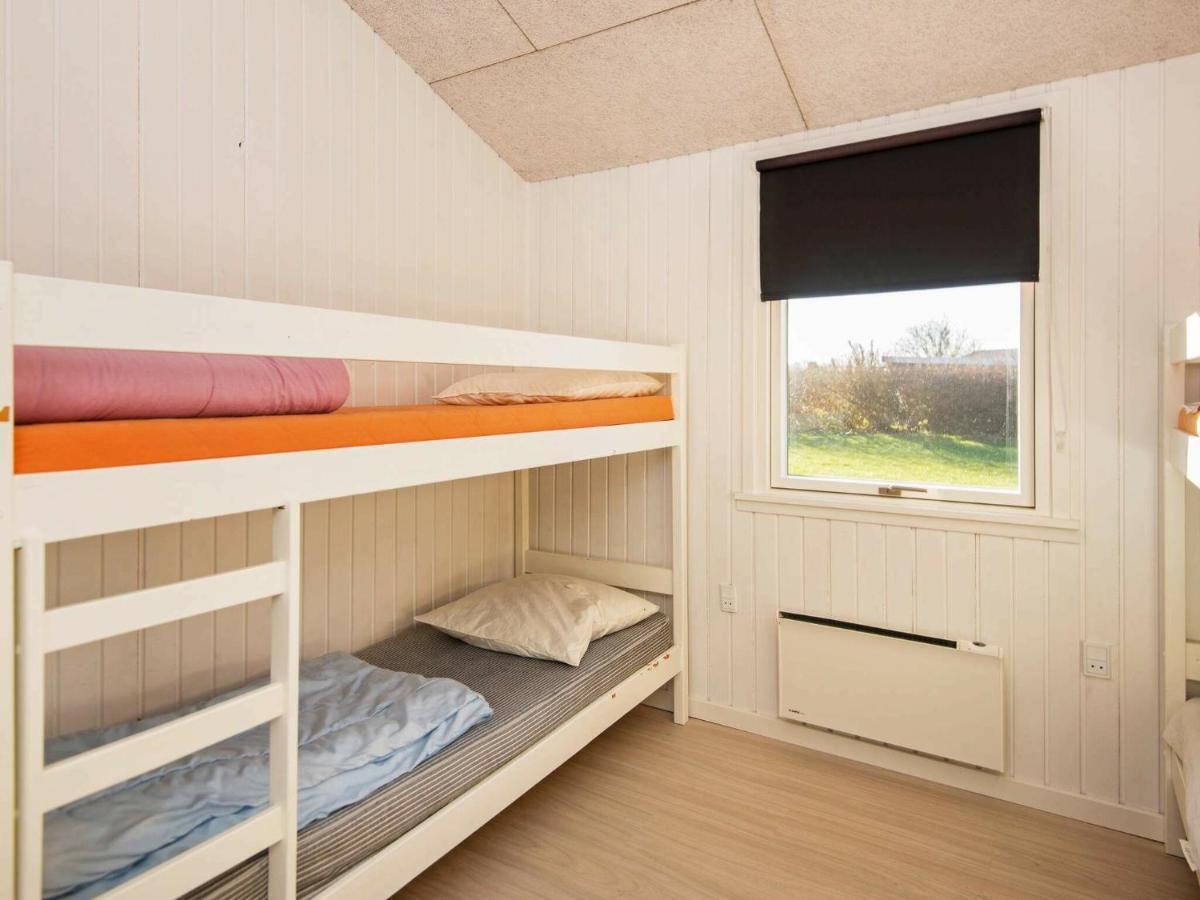8 Person Holiday Home In B Rkop Egeskov  Экстерьер фото